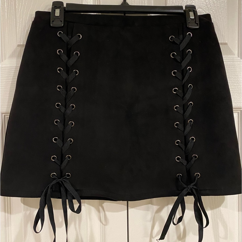 Honey Punch Skirt, Size Large